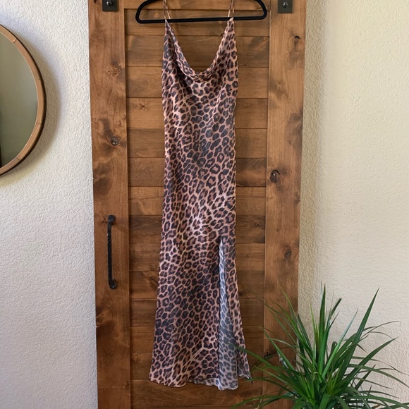 Lovers and Drifters Leopard Silk Dress - Picture 10 of 12